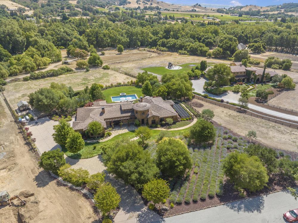 Detail Gallery Image 45 of 60 For 12240 Heritage Way, Gilroy,  CA 95020 - 5 Beds | 4/1 Baths