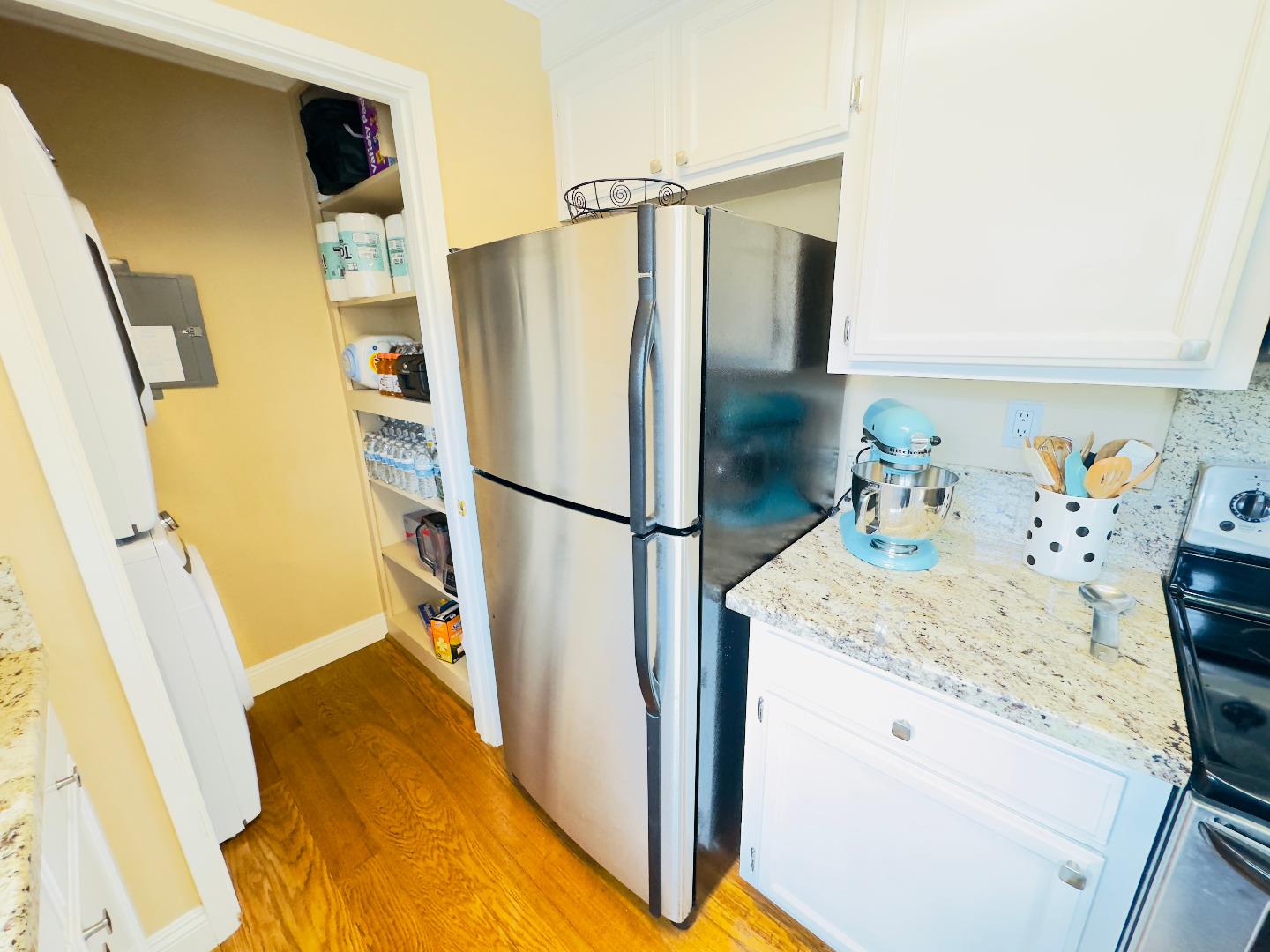 Detail Gallery Image 11 of 24 For 1053 Riker St #1,  Salinas,  CA 93901 - 1 Beds | 1 Baths