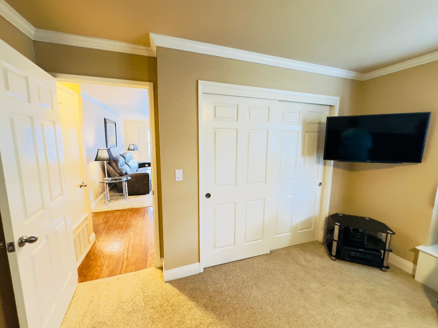 Detail Gallery Image 16 of 24 For 1053 Riker St #1,  Salinas,  CA 93901 - 1 Beds | 1 Baths