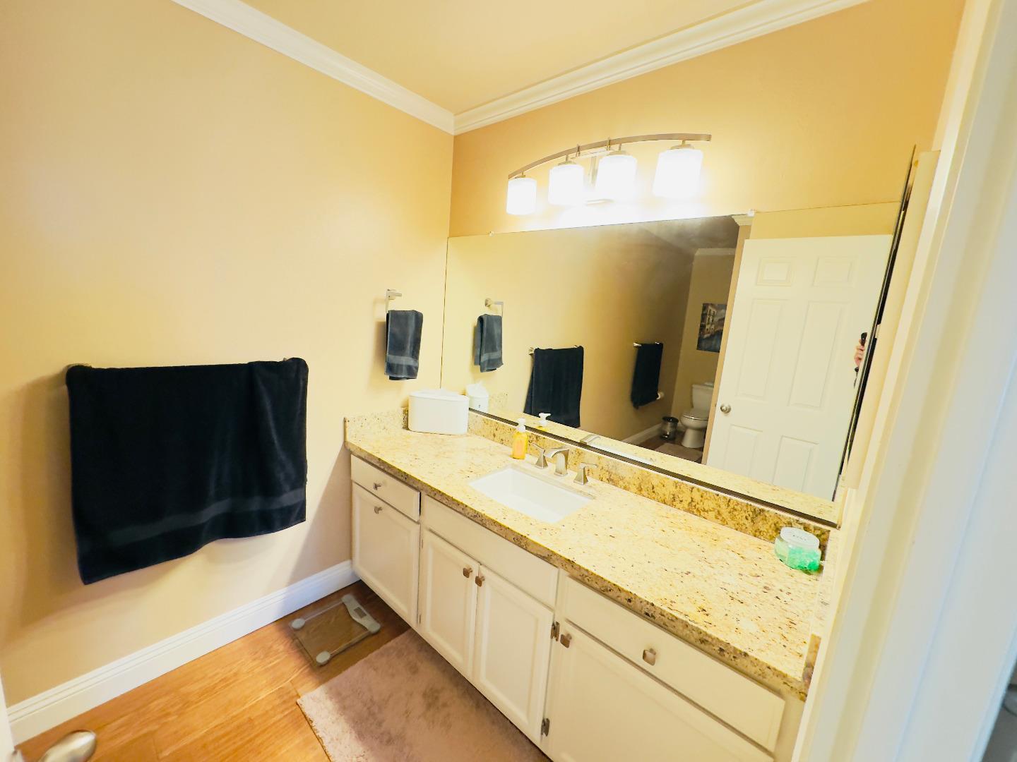 Detail Gallery Image 17 of 24 For 1053 Riker St #1,  Salinas,  CA 93901 - 1 Beds | 1 Baths