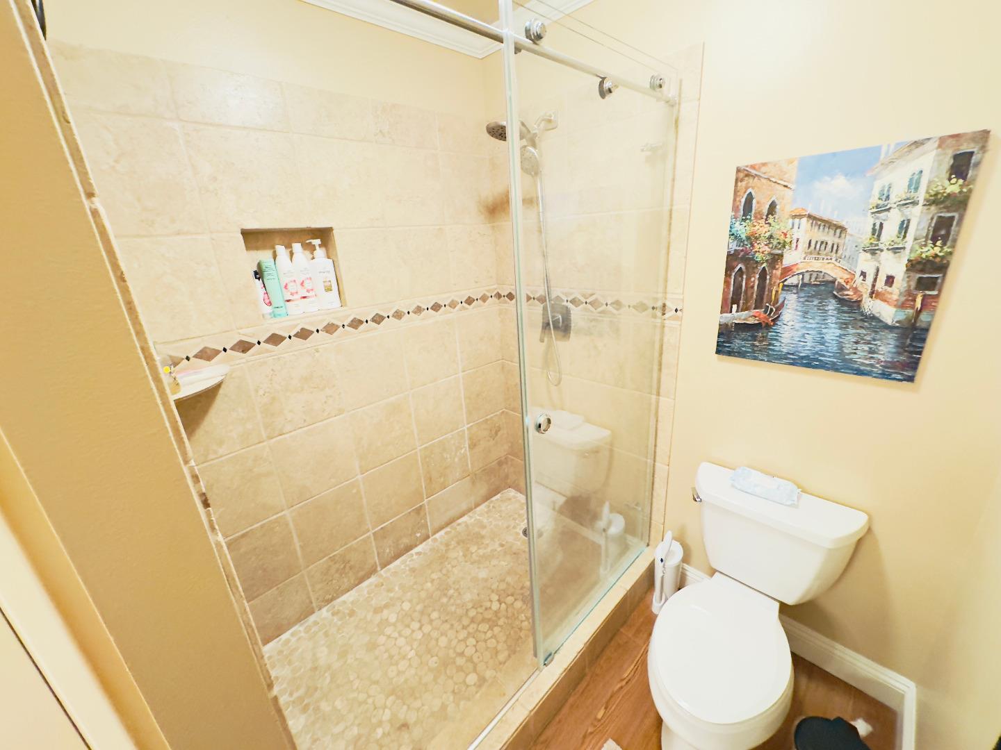 Detail Gallery Image 19 of 24 For 1053 Riker St #1,  Salinas,  CA 93901 - 1 Beds | 1 Baths