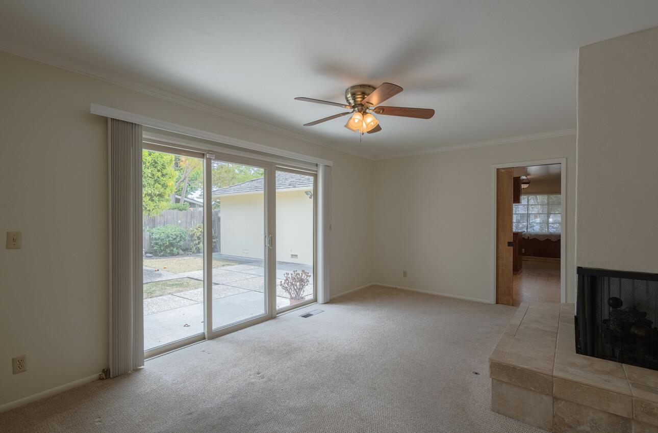 Detail Gallery Image 25 of 53 For 1167 Los Palos Dr, Salinas,  CA 93901 - 3 Beds | 3 Baths