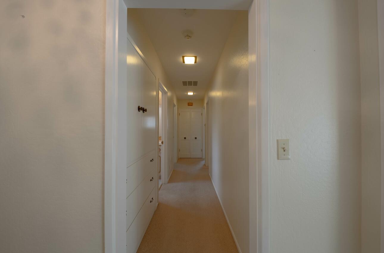 Detail Gallery Image 27 of 53 For 1167 Los Palos Dr, Salinas,  CA 93901 - 3 Beds | 3 Baths