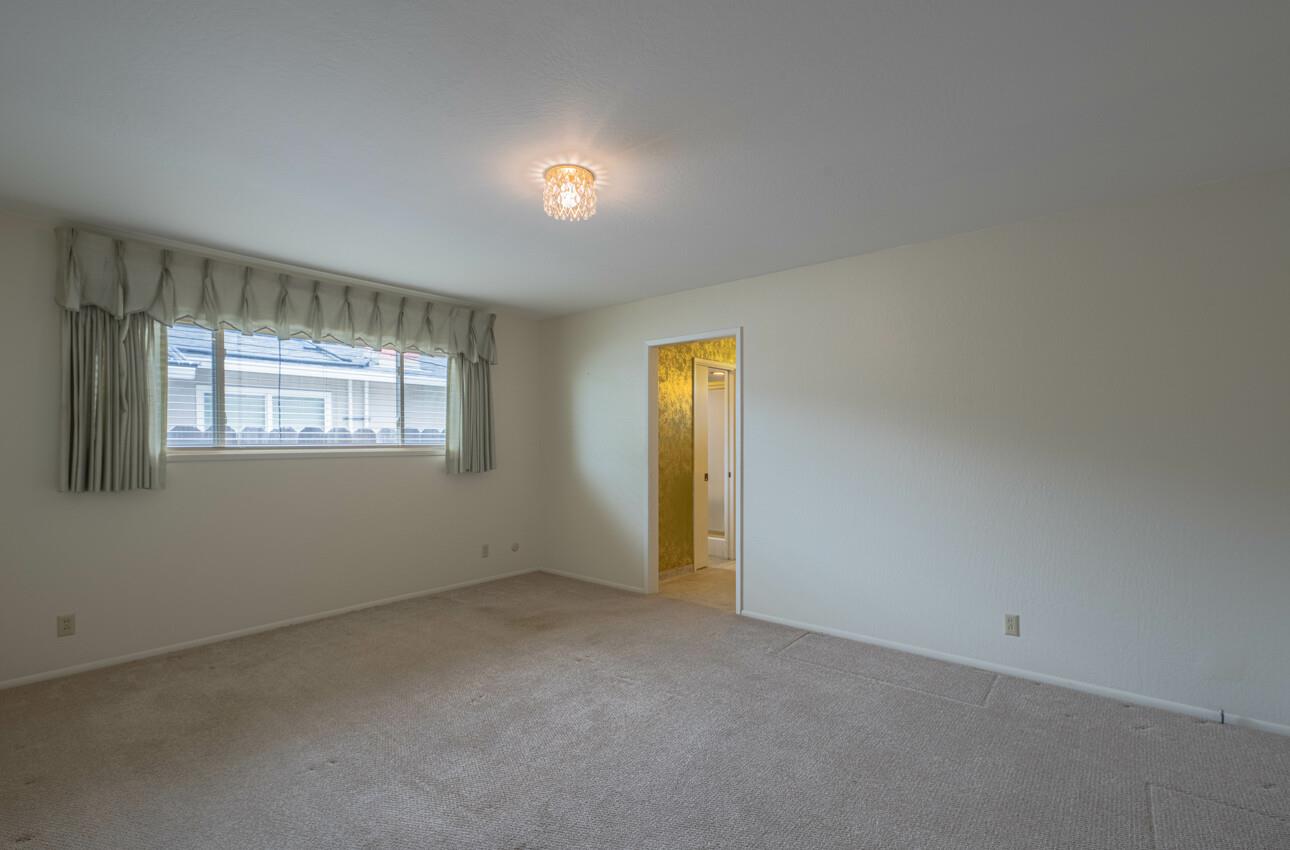 Detail Gallery Image 28 of 53 For 1167 Los Palos Dr, Salinas,  CA 93901 - 3 Beds | 3 Baths