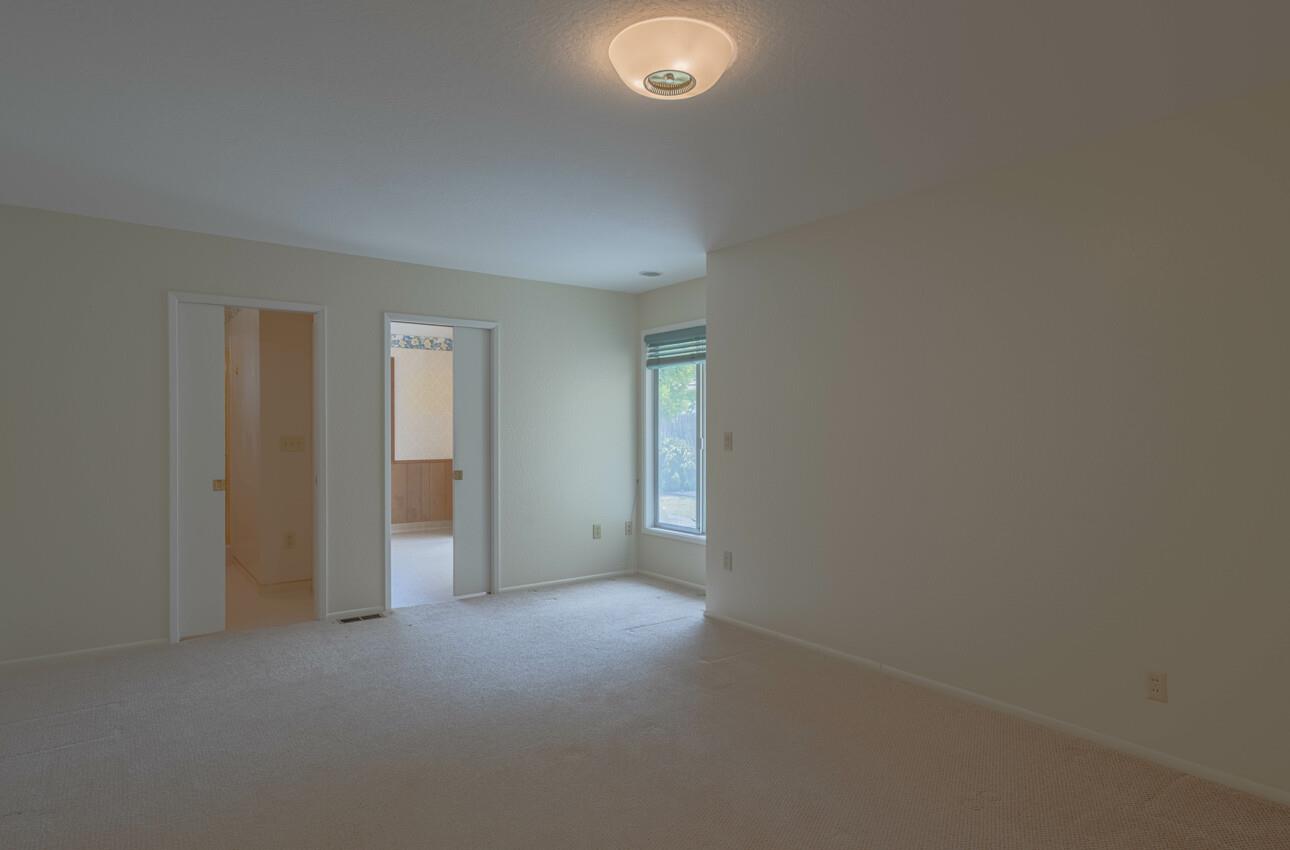 Detail Gallery Image 34 of 53 For 1167 Los Palos Dr, Salinas,  CA 93901 - 3 Beds | 3 Baths