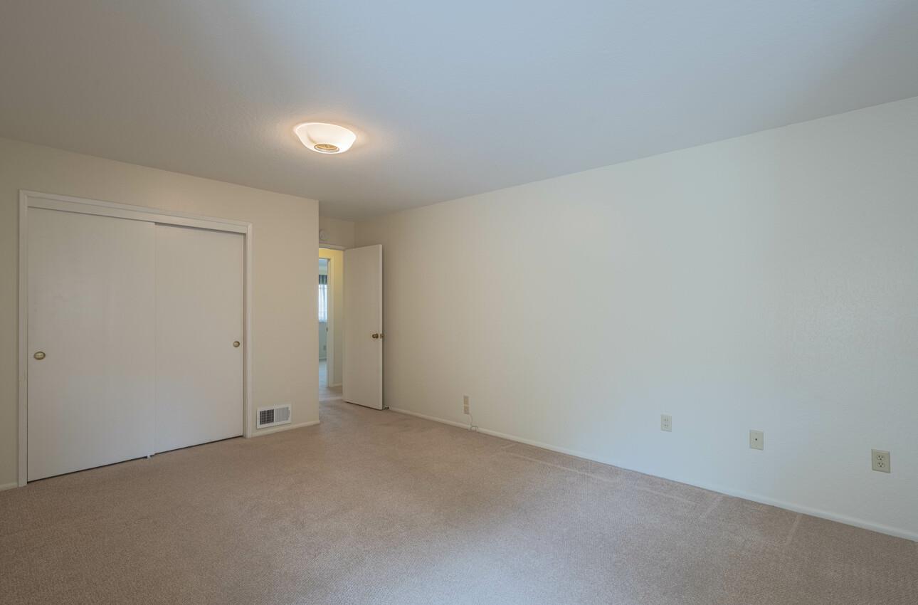 Detail Gallery Image 36 of 53 For 1167 Los Palos Dr, Salinas,  CA 93901 - 3 Beds | 3 Baths
