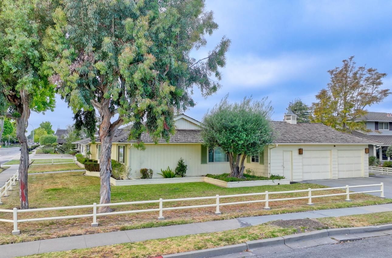 Detail Gallery Image 53 of 53 For 1167 Los Palos Dr, Salinas,  CA 93901 - 3 Beds | 3 Baths