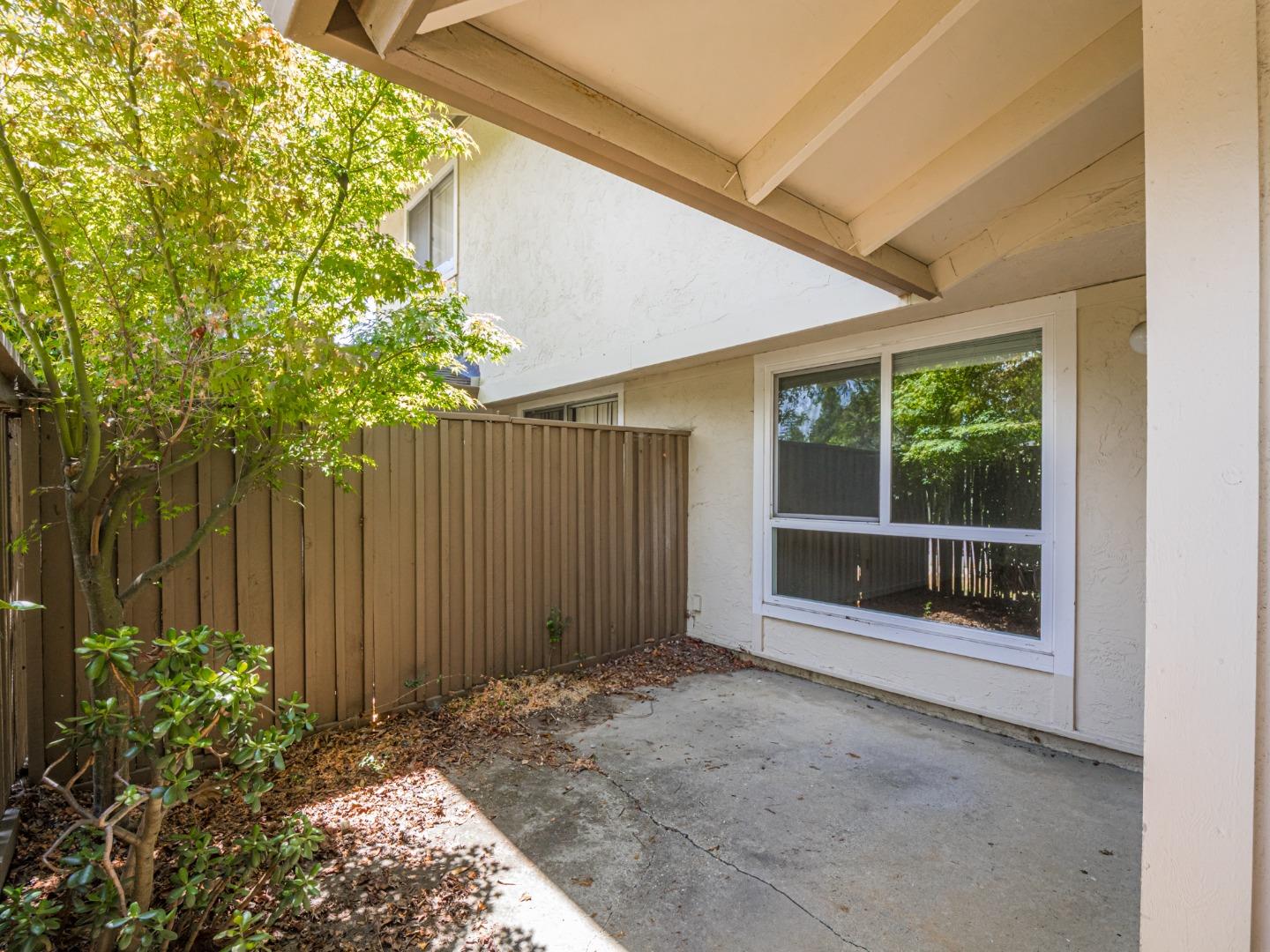 Detail Gallery Image 26 of 33 For 104 Castillion Ter, Santa Cruz,  CA 95060 - 2 Beds | 1 Baths
