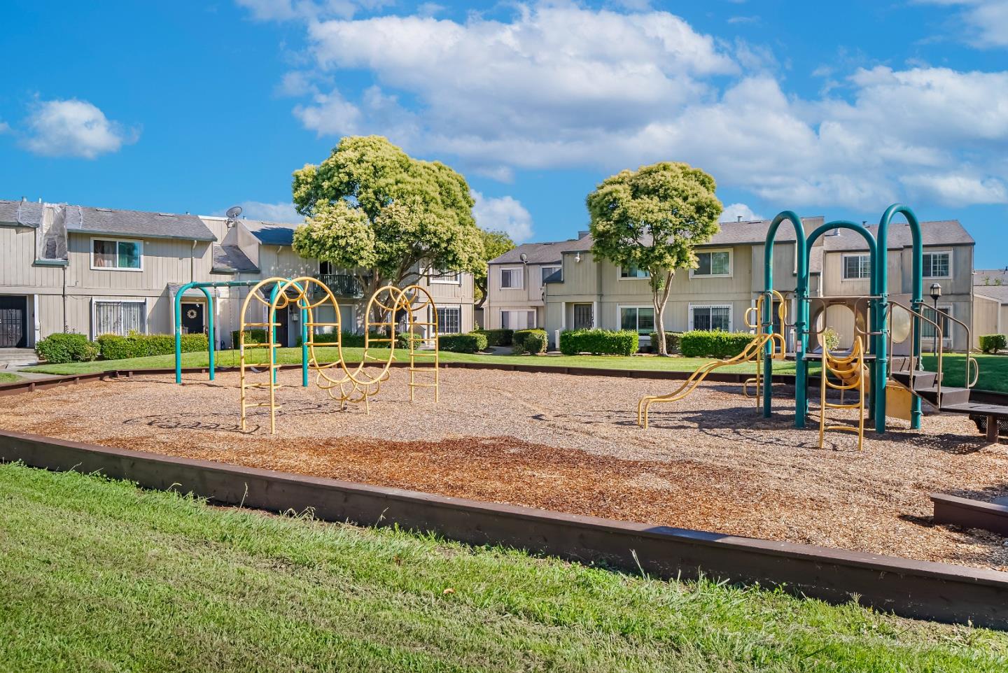 Detail Gallery Image 27 of 36 For 4243 Comet Cir, Union City,  CA 94587 - 3 Beds | 1/1 Baths