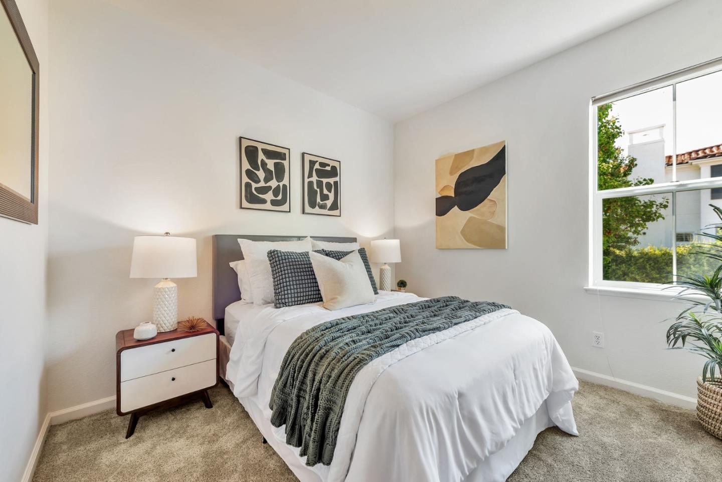 Detail Gallery Image 12 of 22 For 87 Bassett St, San Jose,  CA 95110 - 2 Beds | 2 Baths