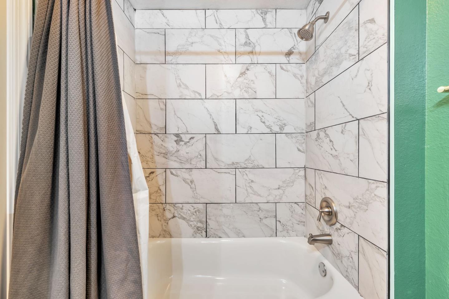 Detail Gallery Image 15 of 22 For 87 Bassett St, San Jose,  CA 95110 - 2 Beds | 2 Baths