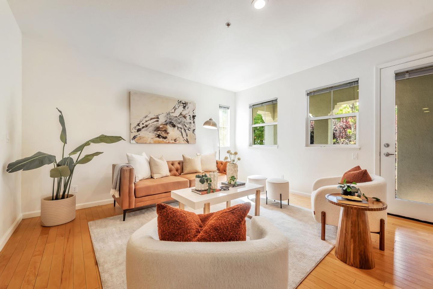 Detail Gallery Image 7 of 22 For 87 Bassett St, San Jose,  CA 95110 - 2 Beds | 2 Baths
