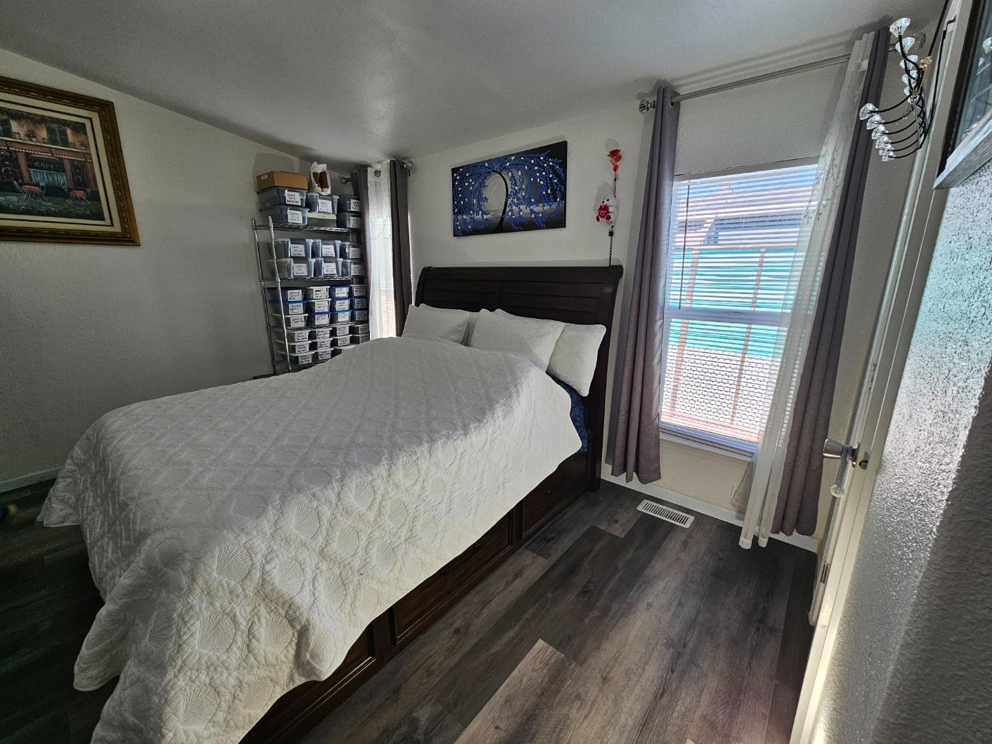 Detail Gallery Image 8 of 11 For 60 Wilson Way #158,  Milpitas,  CA 95035 - 3 Beds | 2 Baths