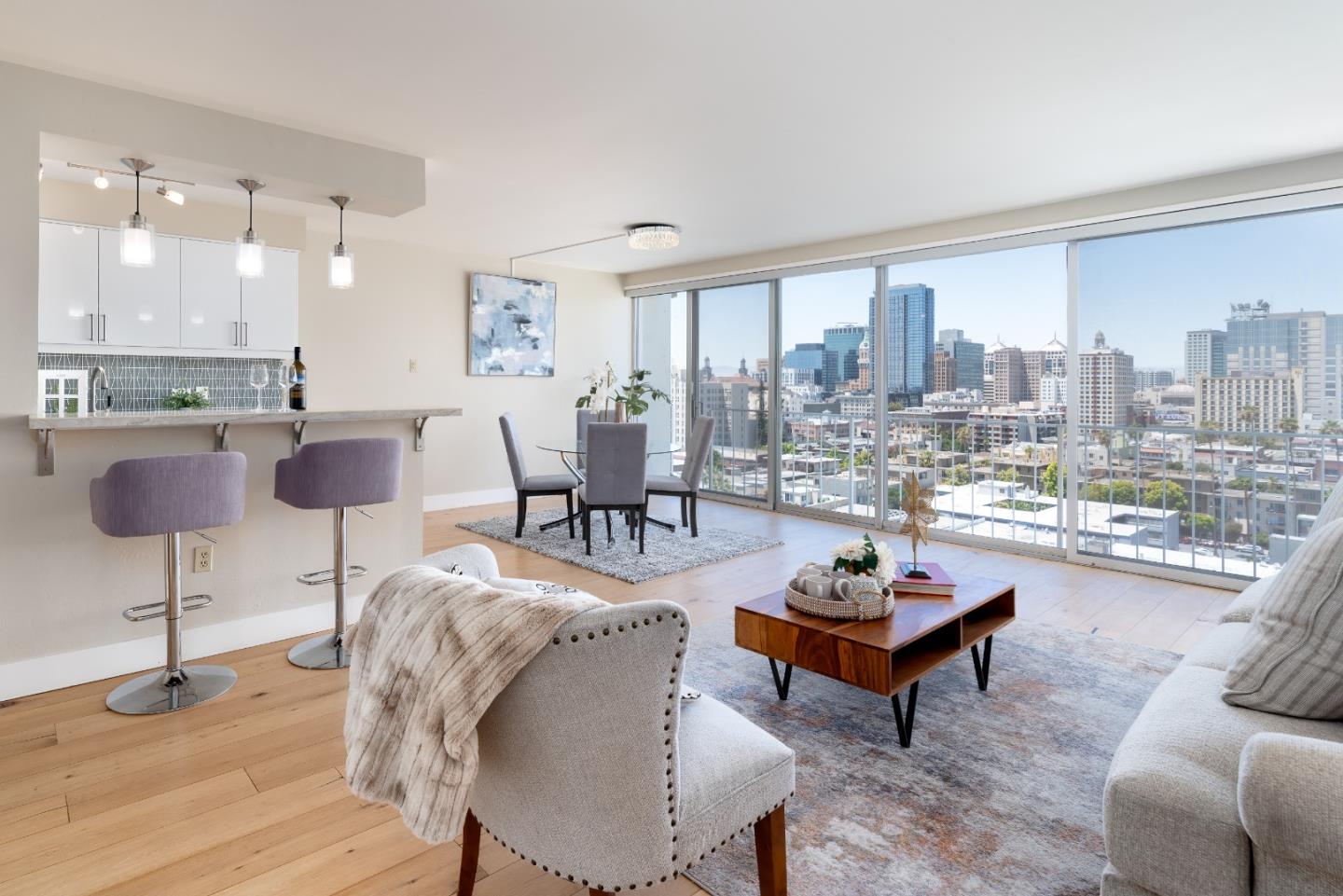 Detail Gallery Image 10 of 42 For 1555 Lakeside Dr #184,  Oakland,  CA 94612 - 2 Beds | 2 Baths