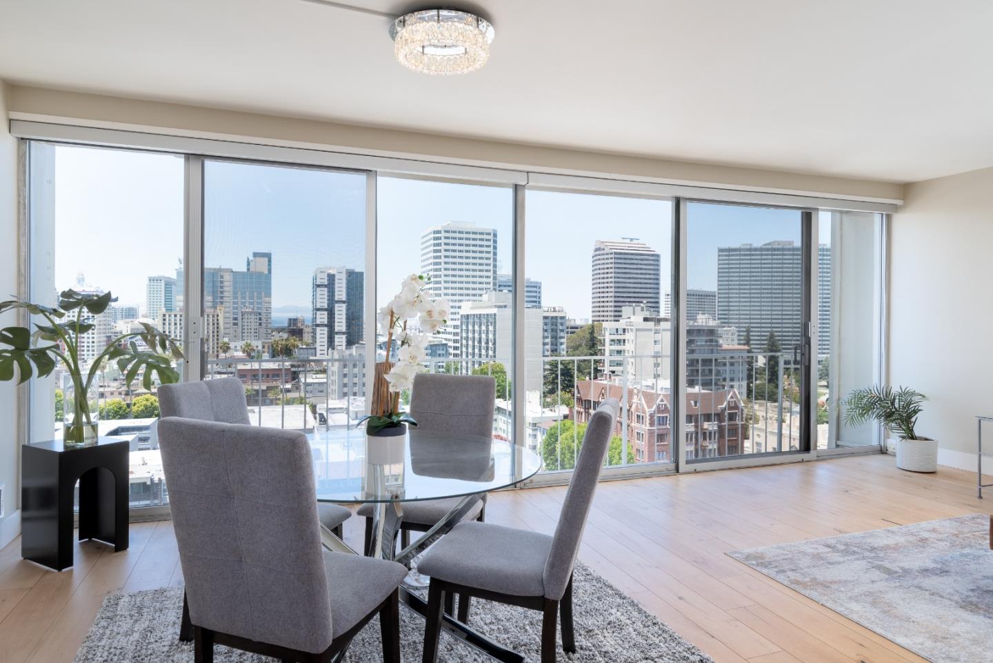 Detail Gallery Image 14 of 42 For 1555 Lakeside Dr #184,  Oakland,  CA 94612 - 2 Beds | 2 Baths