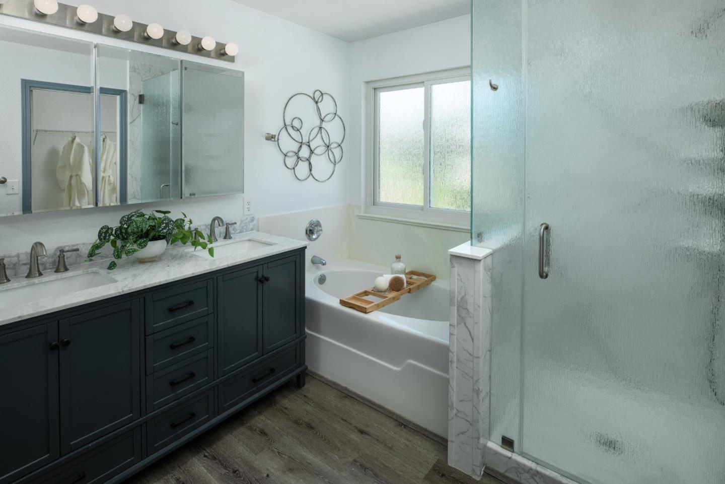 Detail Gallery Image 18 of 39 For 1417 Briarberry Ln, Gilroy,  CA 95020 - 4 Beds | 2/1 Baths
