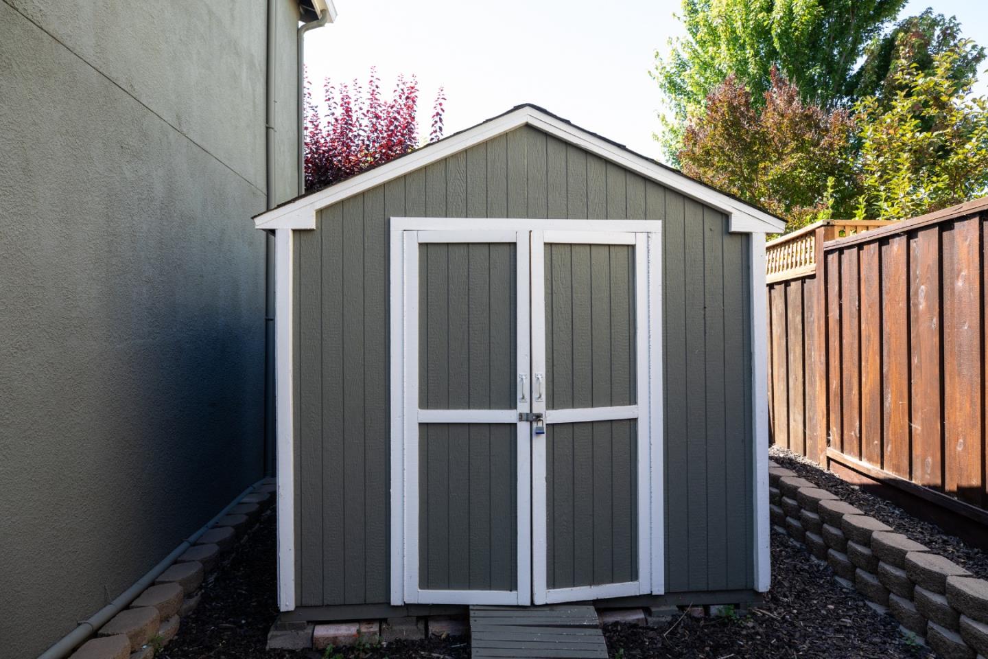 Detail Gallery Image 33 of 39 For 1417 Briarberry Ln, Gilroy,  CA 95020 - 4 Beds | 2/1 Baths