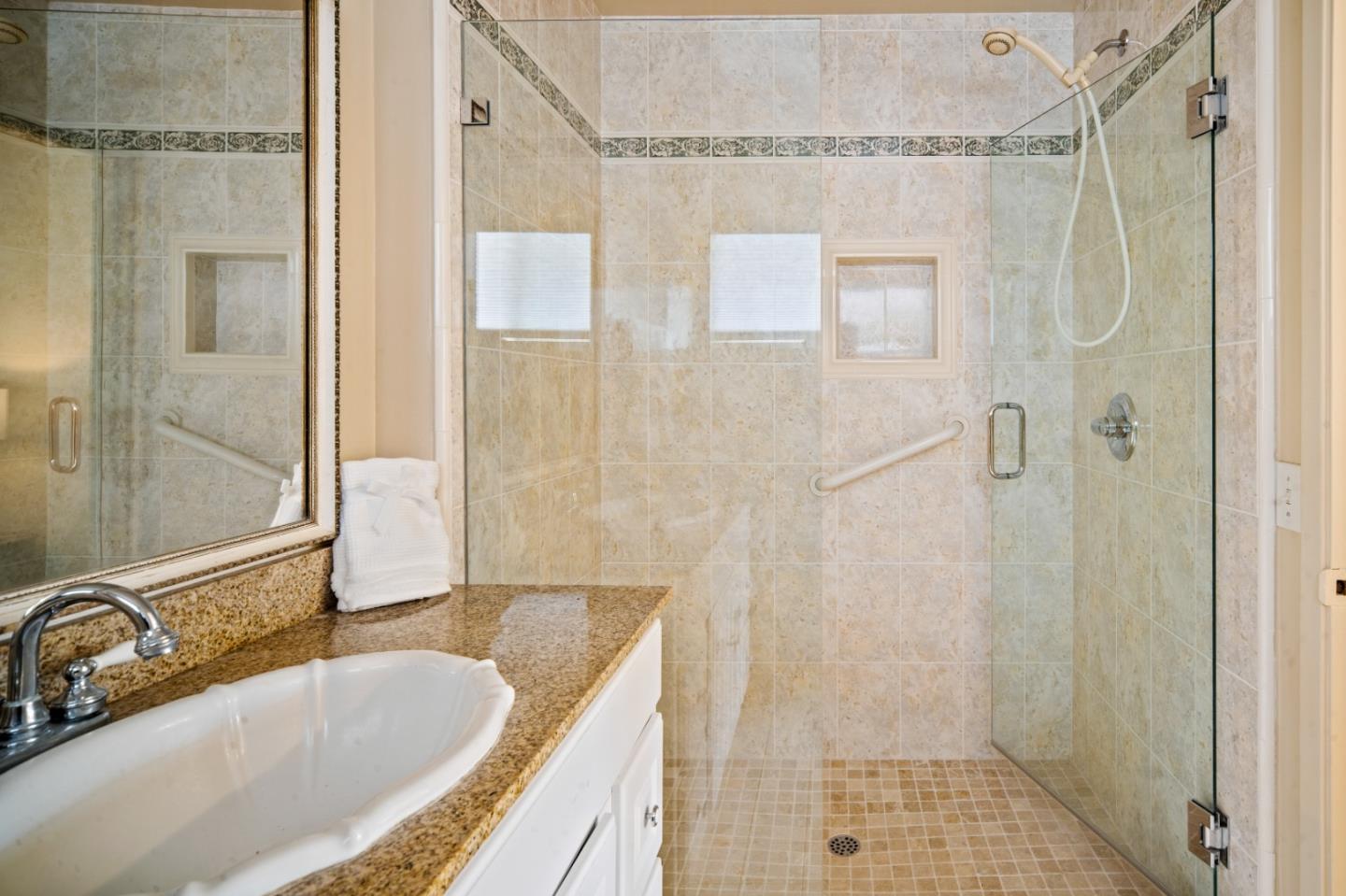 Detail Gallery Image 15 of 22 For 1694 Prescott Ave, Monterey,  CA 93940 - 3 Beds | 2 Baths