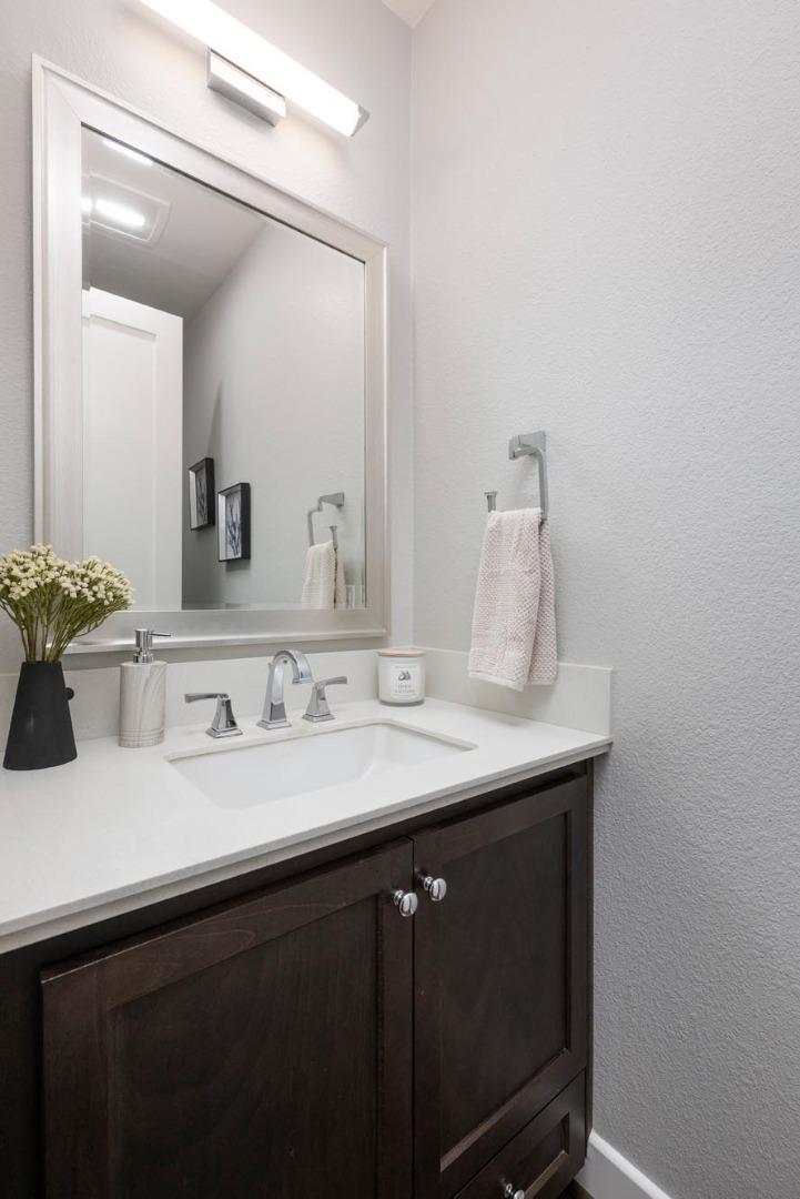 Detail Gallery Image 11 of 21 For 3037 Baze Rd, San Mateo,  CA 94403 - 2 Beds | 2/1 Baths