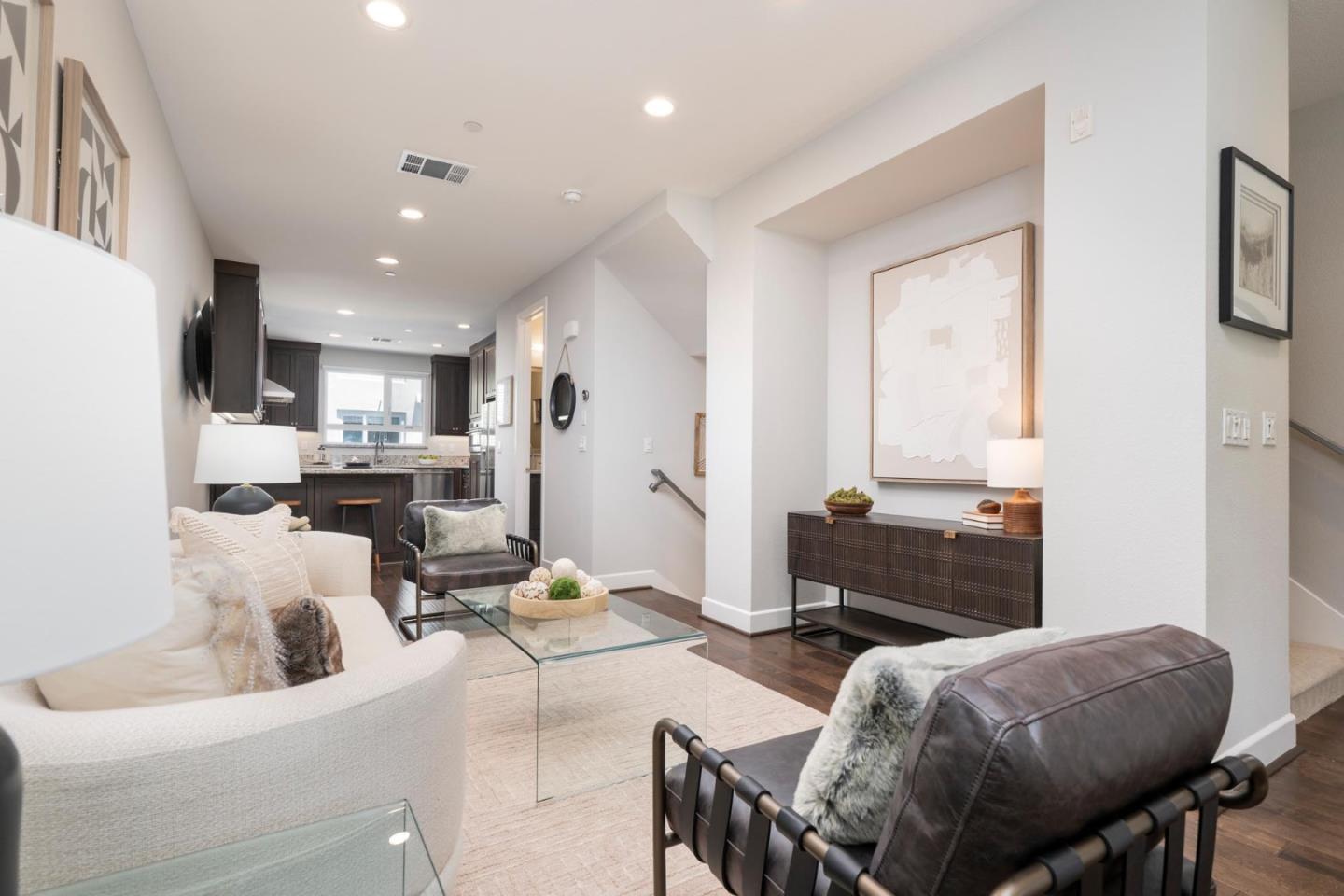 Detail Gallery Image 4 of 21 For 3037 Baze Rd, San Mateo,  CA 94403 - 2 Beds | 2/1 Baths