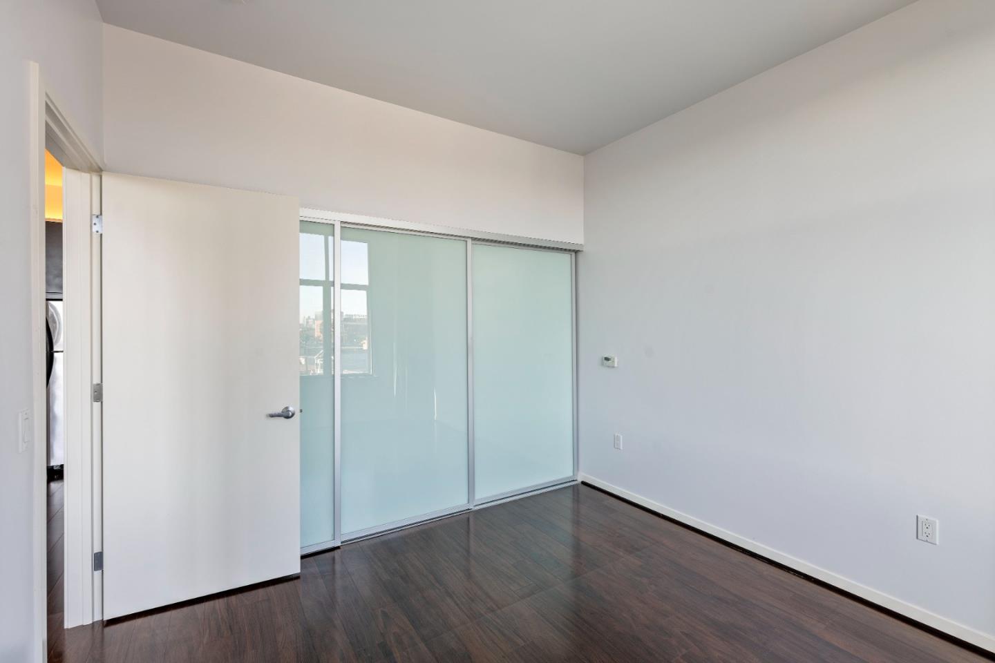 Detail Gallery Image 12 of 17 For 3801 San Pablo Ave #411,  Emeryville,  CA 94608 - 1 Beds | 1 Baths