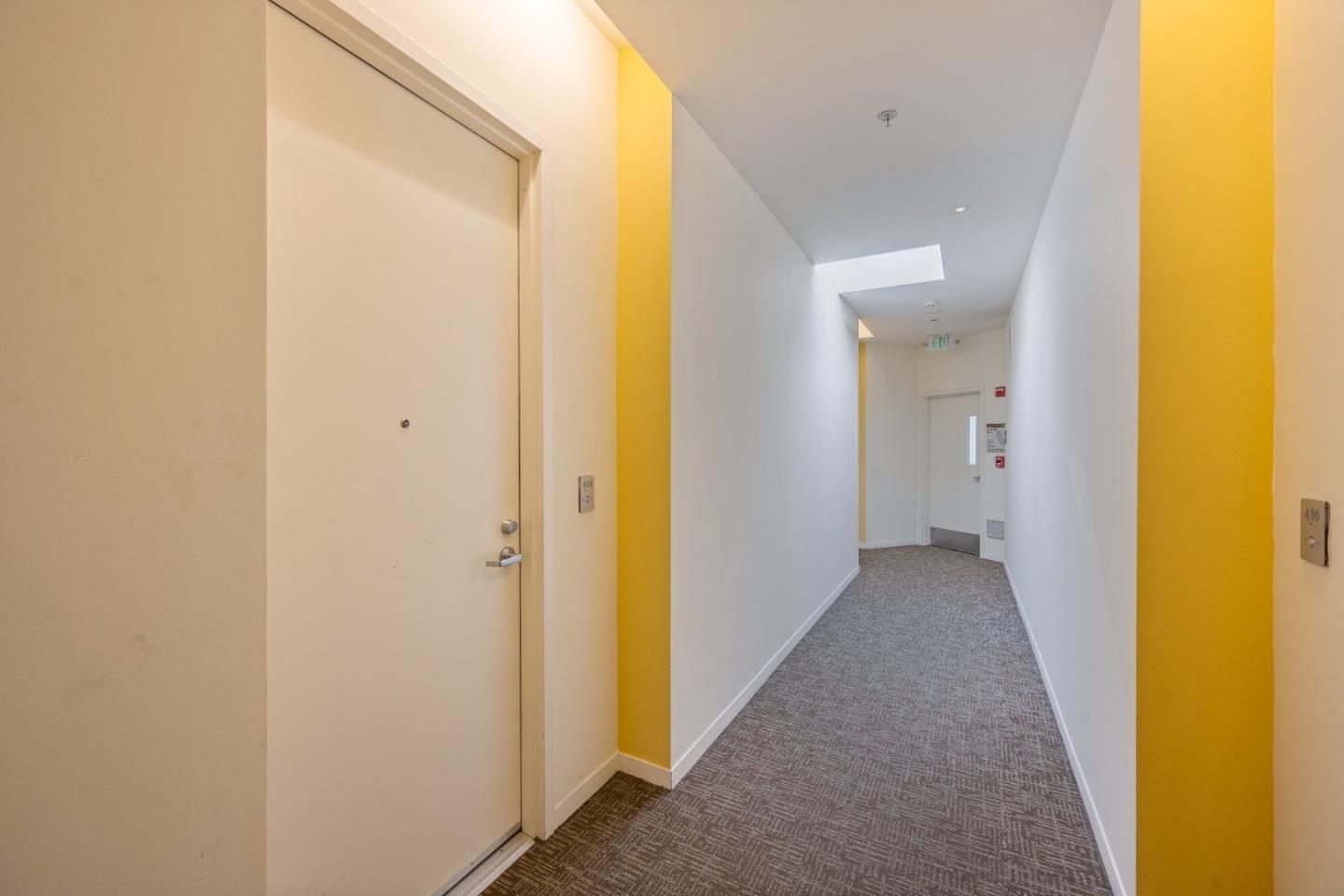 Detail Gallery Image 4 of 17 For 3801 San Pablo Ave #411,  Emeryville,  CA 94608 - 1 Beds | 1 Baths