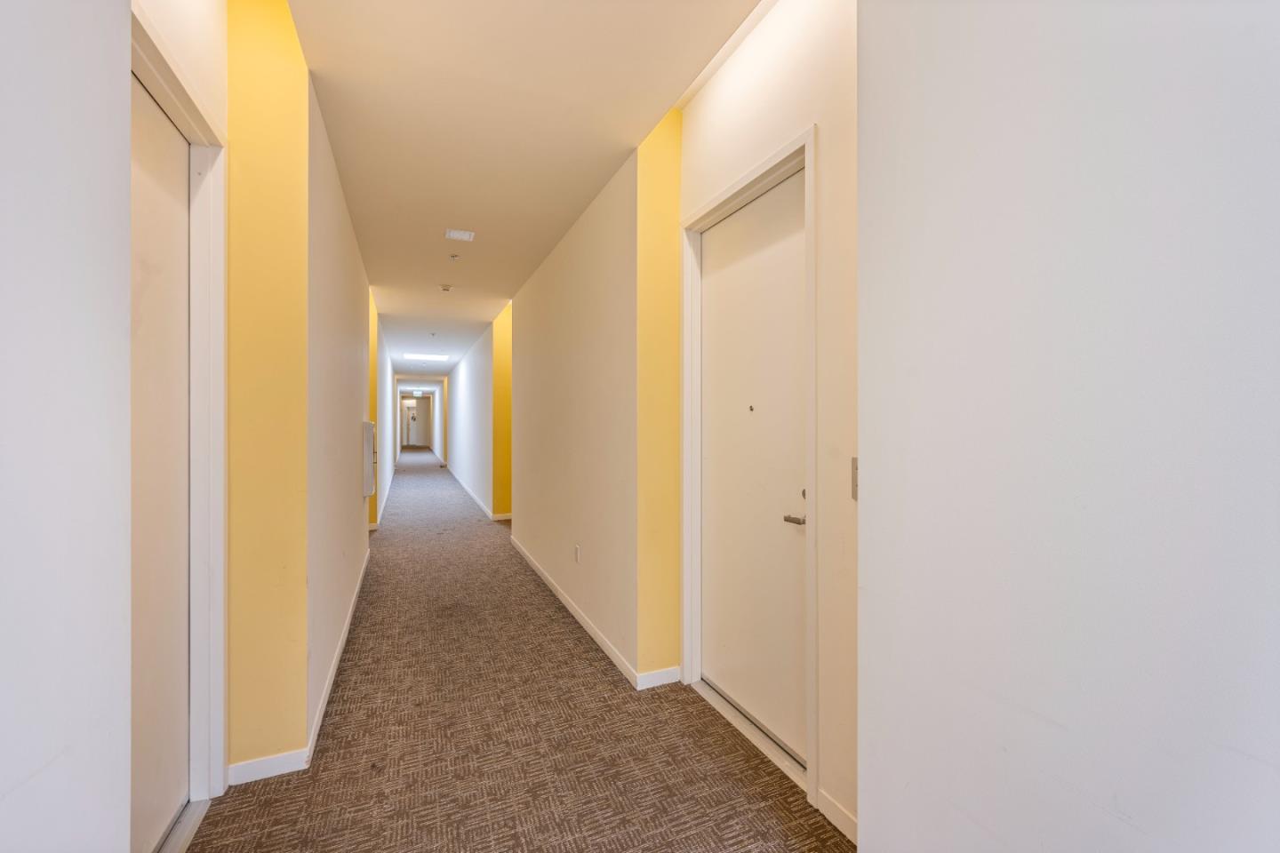 Detail Gallery Image 5 of 17 For 3801 San Pablo Ave #411,  Emeryville,  CA 94608 - 1 Beds | 1 Baths