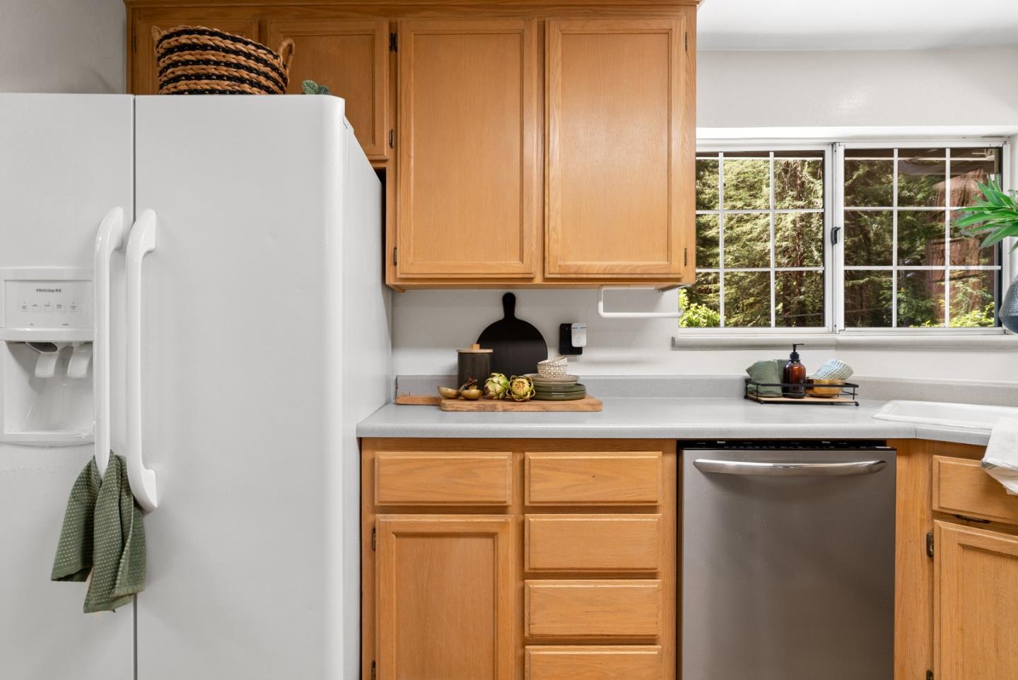 Detail Gallery Image 18 of 79 For 105 William Way, Felton,  CA 95018 - 3 Beds | 2/1 Baths