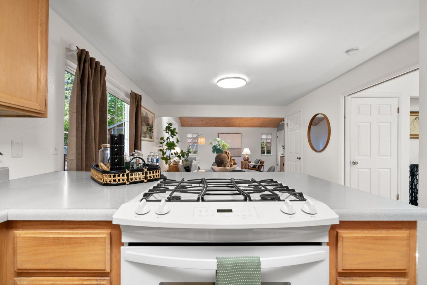 Detail Gallery Image 21 of 79 For 105 William Way, Felton,  CA 95018 - 3 Beds | 2/1 Baths
