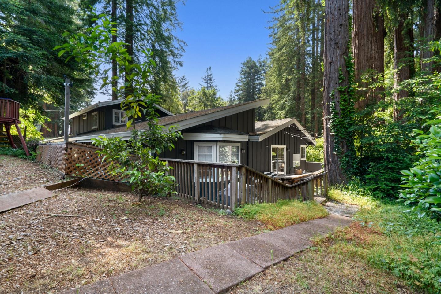 Detail Gallery Image 66 of 79 For 105 William Way, Felton,  CA 95018 - 3 Beds | 2/1 Baths
