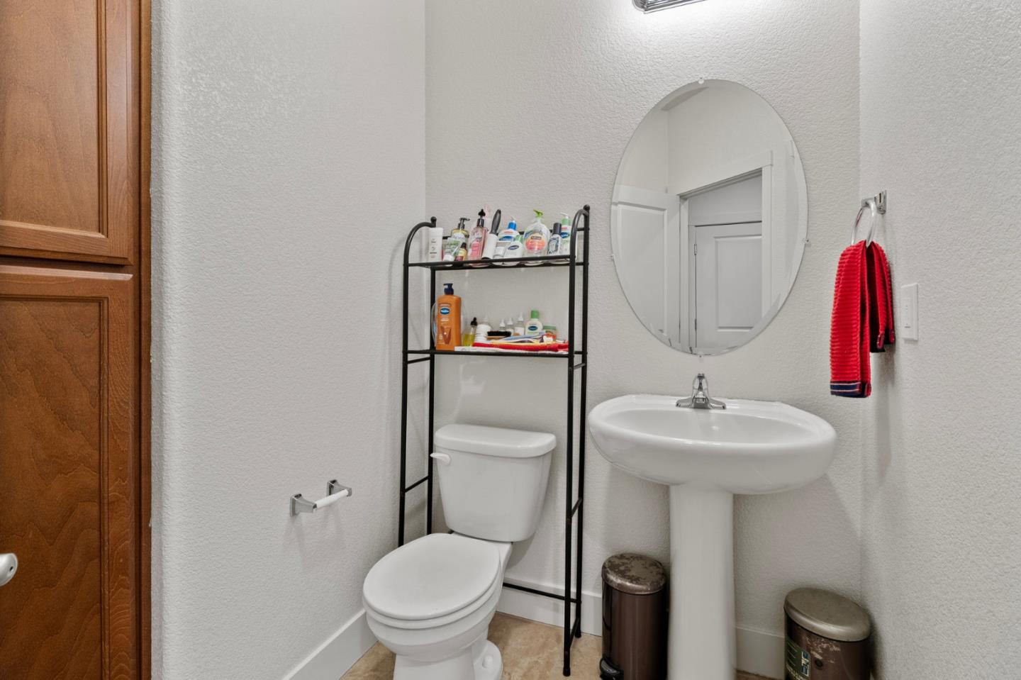 Detail Gallery Image 13 of 37 For 572 St Helena Dr, Newman,  CA 95360 - 4 Beds | 2/1 Baths