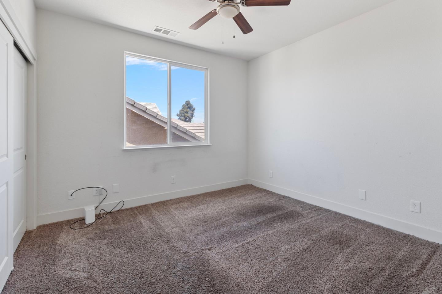 Detail Gallery Image 22 of 37 For 572 St Helena Dr, Newman,  CA 95360 - 4 Beds | 2/1 Baths