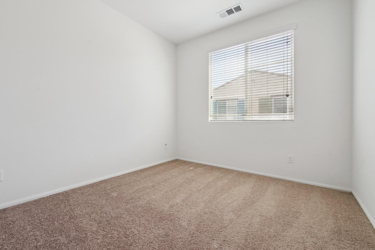 Detail Gallery Image 14 of 15 For 141 Eureka Pl, Upland,  CA 91786 - 3 Beds | 2/1 Baths