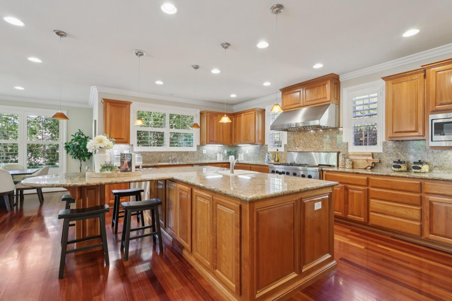 Detail Gallery Image 21 of 81 For 125 Mystic Pl, Alamo,  CA 94507 - 5 Beds | 4/1 Baths
