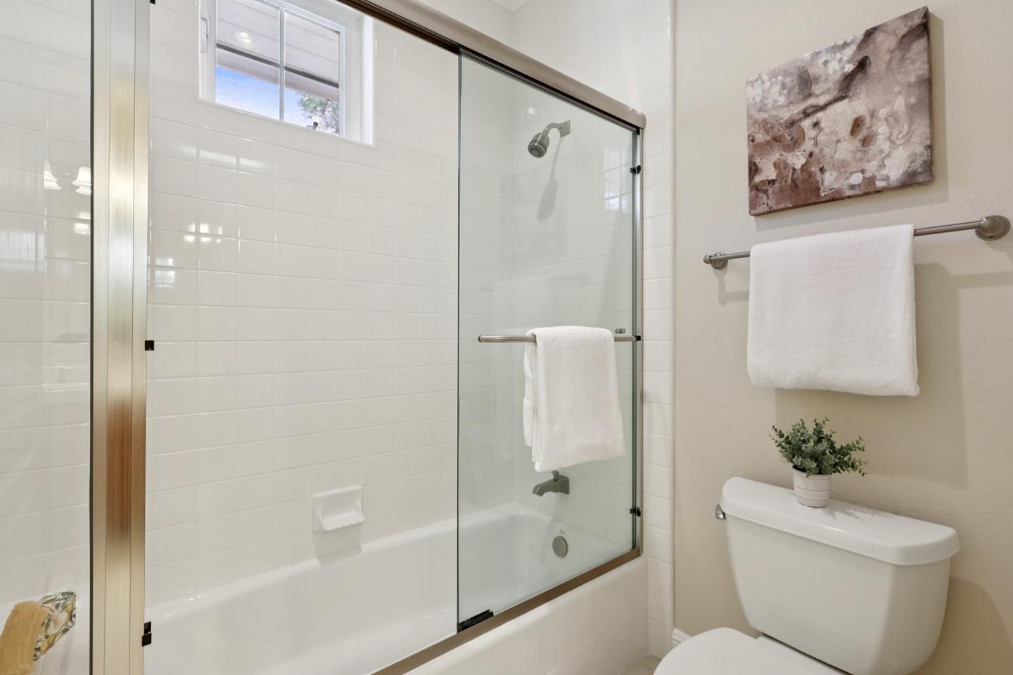 Detail Gallery Image 40 of 81 For 125 Mystic Pl, Alamo,  CA 94507 - 5 Beds | 4/1 Baths