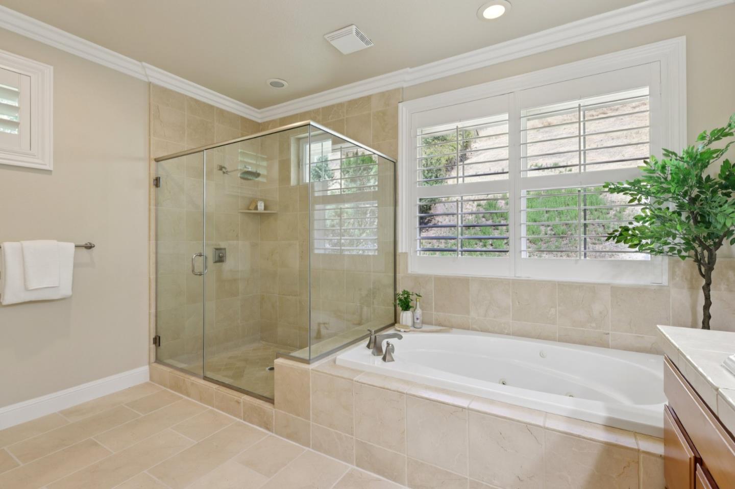Detail Gallery Image 52 of 81 For 125 Mystic Pl, Alamo,  CA 94507 - 5 Beds | 4/1 Baths
