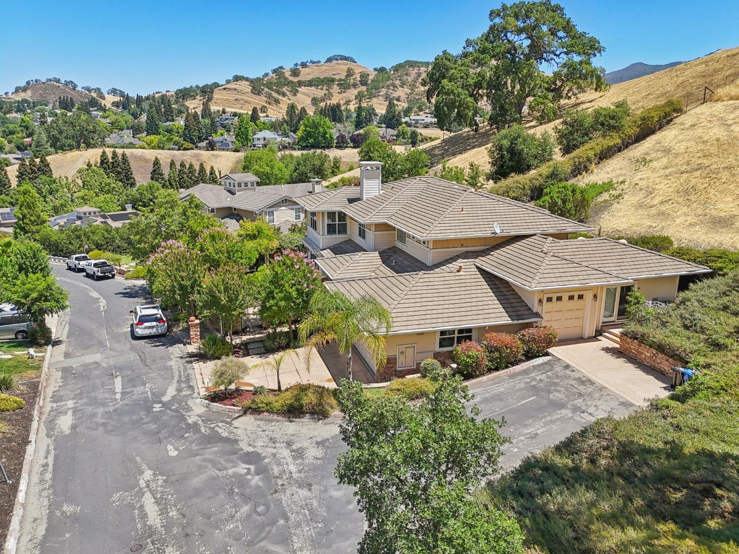 Detail Gallery Image 71 of 81 For 125 Mystic Pl, Alamo,  CA 94507 - 5 Beds | 4/1 Baths