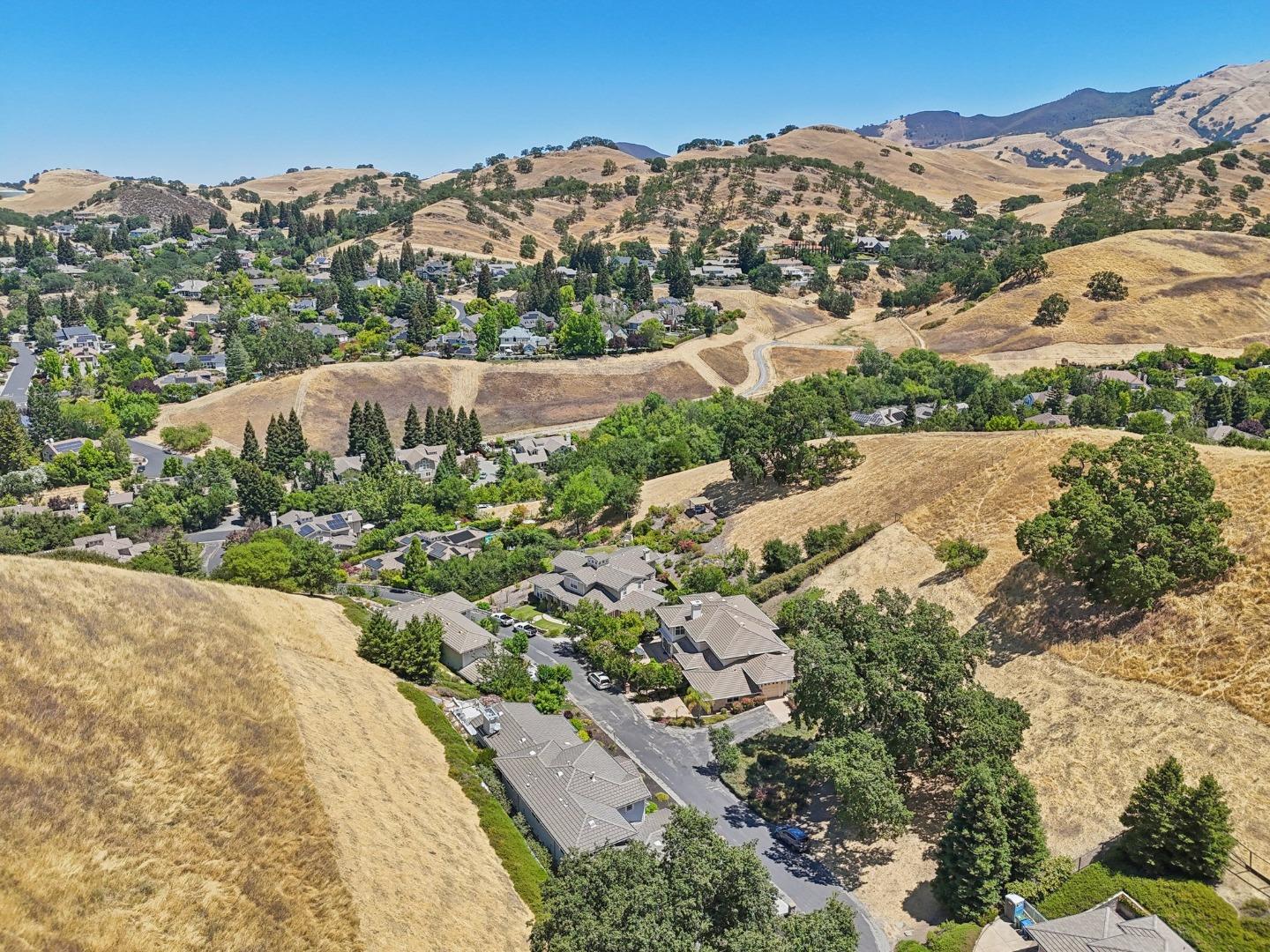 Detail Gallery Image 73 of 81 For 125 Mystic Pl, Alamo,  CA 94507 - 5 Beds | 4/1 Baths