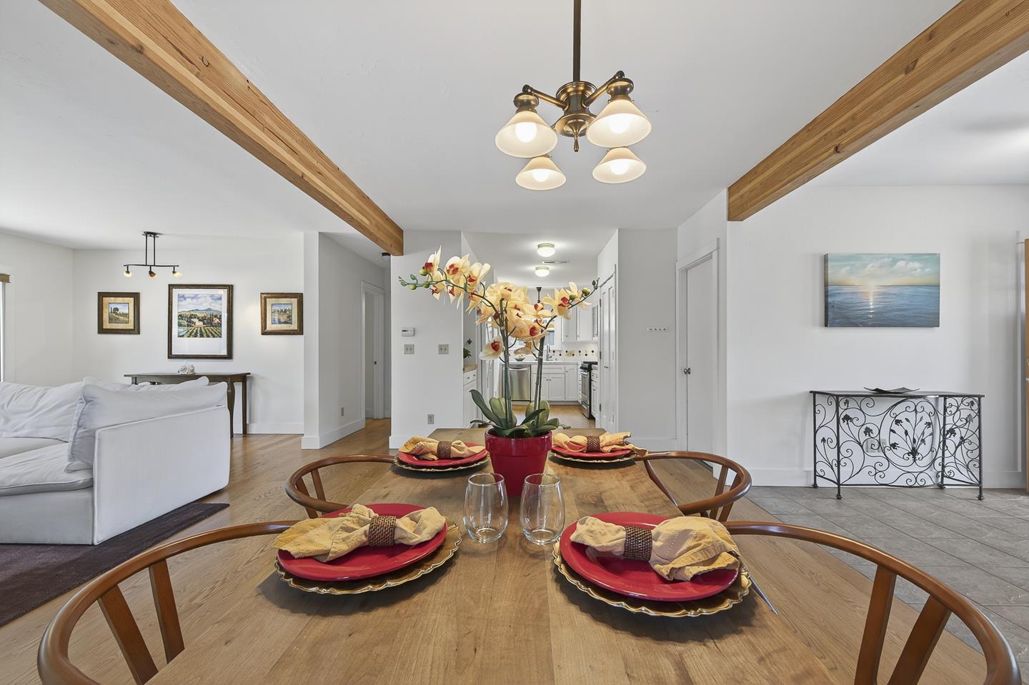 Detail Gallery Image 11 of 74 For 119 Coalinga Way, Santa Cruz,  CA 95060 - 3 Beds | 2 Baths