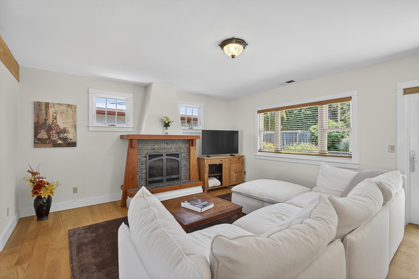 Detail Gallery Image 15 of 74 For 119 Coalinga Way, Santa Cruz,  CA 95060 - 3 Beds | 2 Baths
