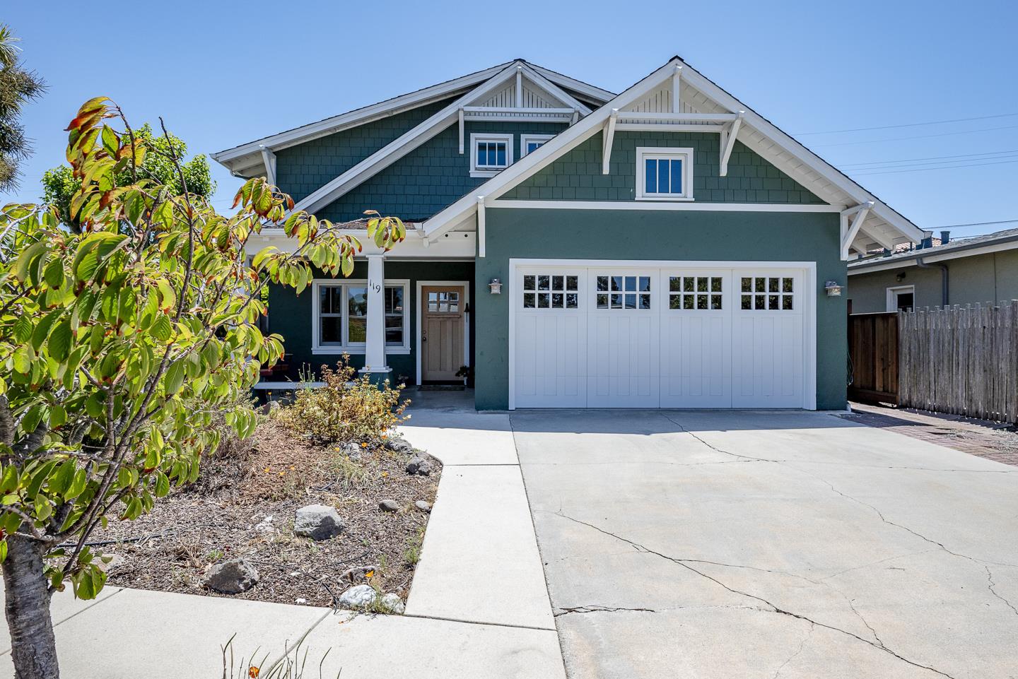 Detail Gallery Image 2 of 74 For 119 Coalinga Way, Santa Cruz,  CA 95060 - 3 Beds | 2 Baths