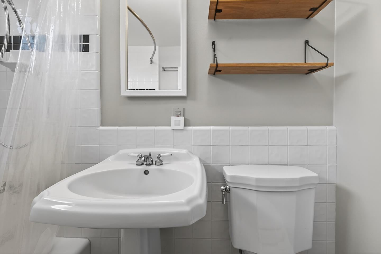 Detail Gallery Image 26 of 74 For 119 Coalinga Way, Santa Cruz,  CA 95060 - 3 Beds | 2 Baths
