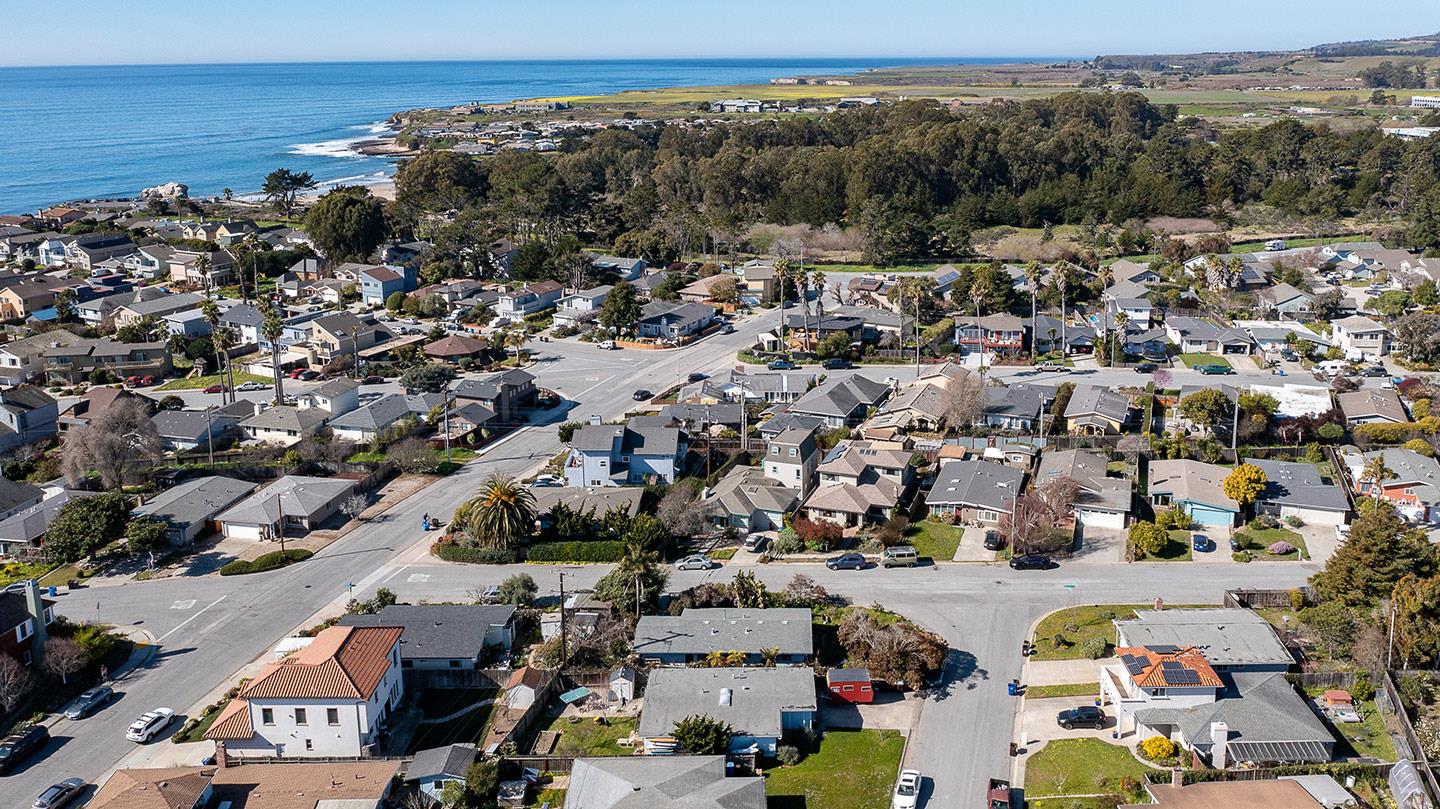 Detail Gallery Image 59 of 74 For 119 Coalinga Way, Santa Cruz,  CA 95060 - 3 Beds | 2 Baths