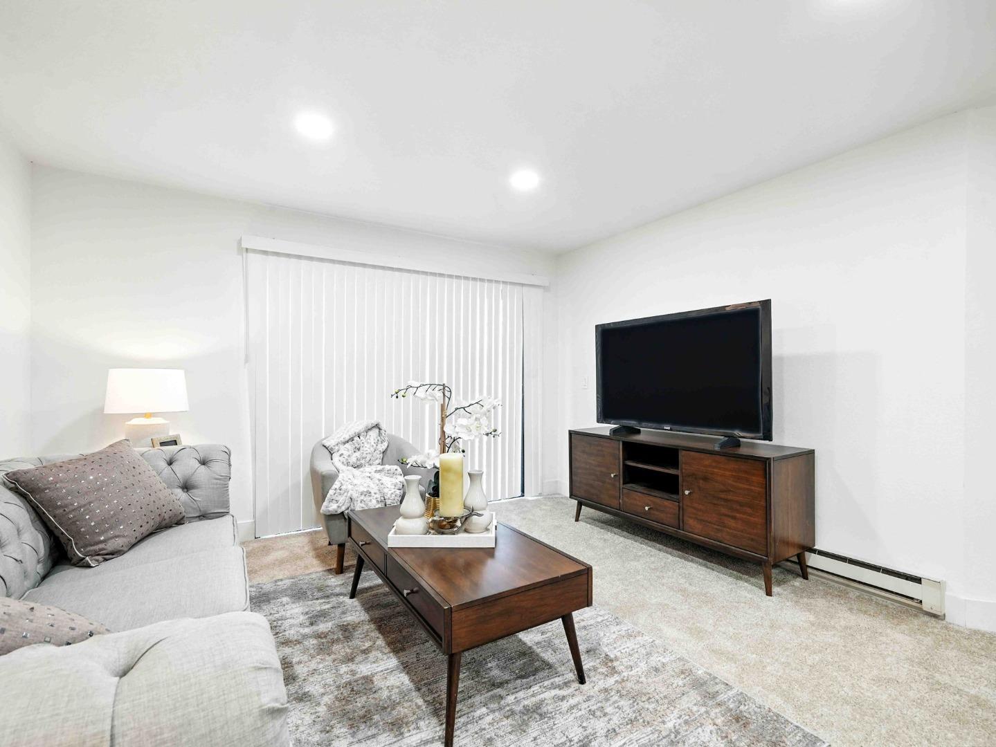 Detail Gallery Image 3 of 29 For 1140 N Abbott Ave, Milpitas,  CA 95035 - 2 Beds | 1 Baths