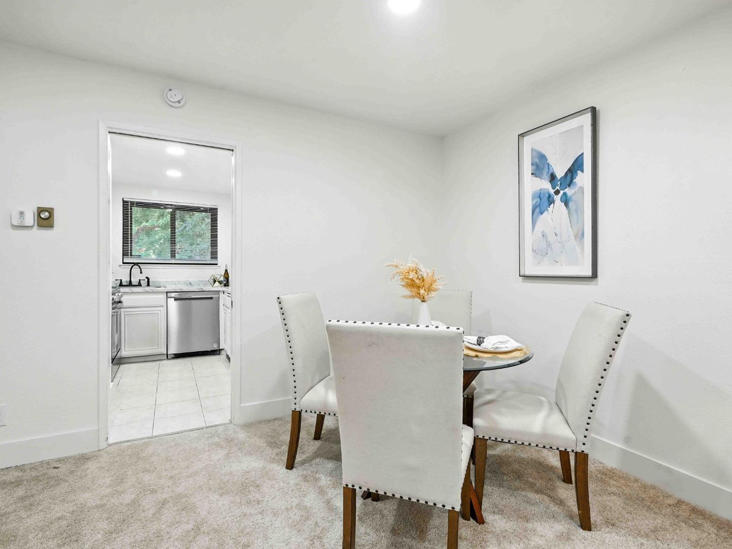 Detail Gallery Image 8 of 29 For 1140 N Abbott Ave, Milpitas,  CA 95035 - 2 Beds | 1 Baths