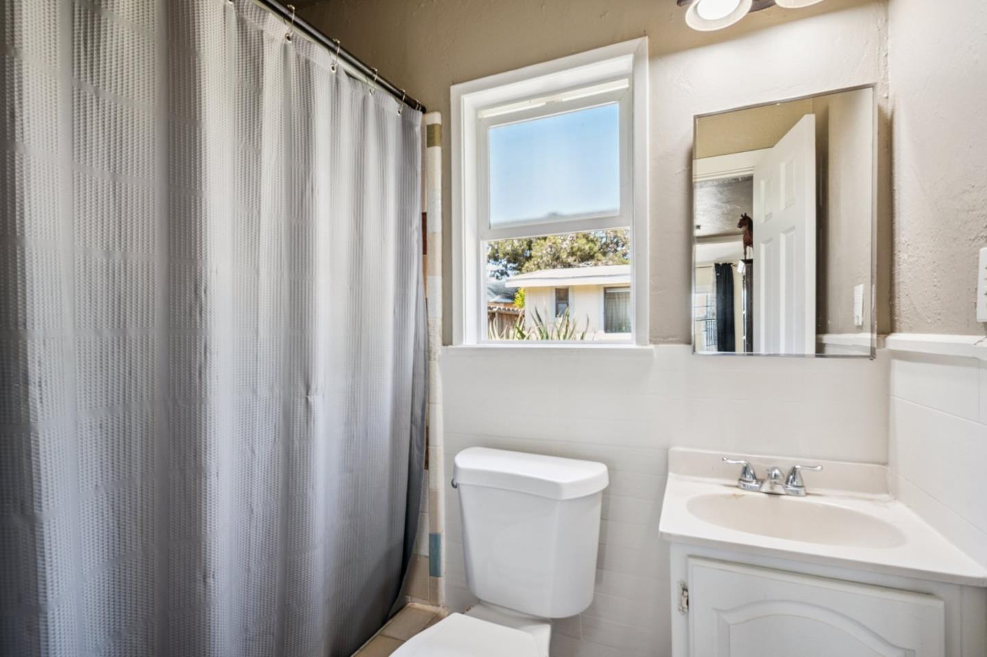 Detail Gallery Image 17 of 36 For 1413 Wiren St, Salinas,  CA 93905 - – Beds | – Baths