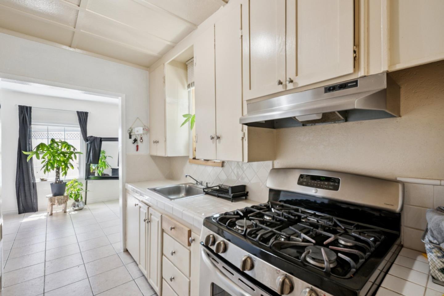 Detail Gallery Image 23 of 36 For 1413 Wiren St, Salinas,  CA 93905 - – Beds | – Baths