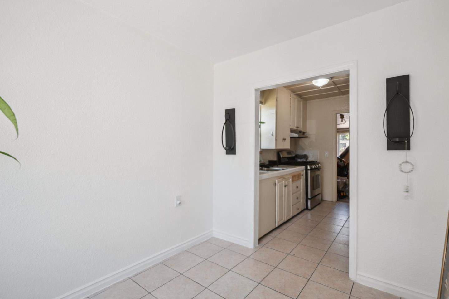Detail Gallery Image 25 of 36 For 1413 Wiren St, Salinas,  CA 93905 - – Beds | – Baths