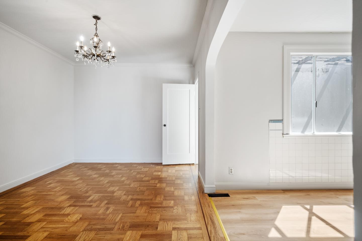 Detail Gallery Image 12 of 46 For 1615 La Salle Ave, San Francisco,  CA 94124 - 3 Beds | 2 Baths