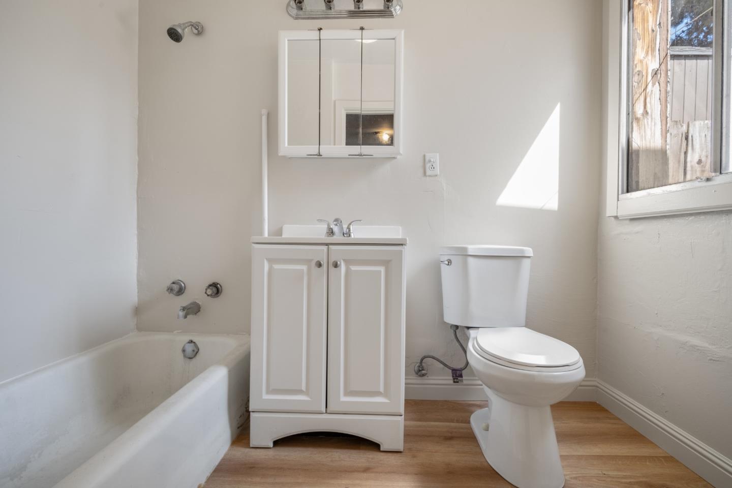Detail Gallery Image 38 of 46 For 1615 La Salle Ave, San Francisco,  CA 94124 - 3 Beds | 2 Baths
